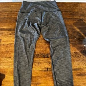 Heather grey Lululemon full length leggings. Size 10